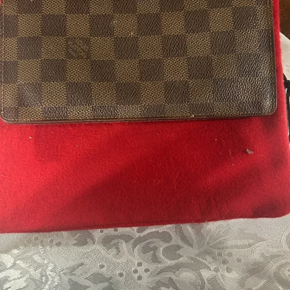Louis Vuitton Brown Checkered Wallet - Picture 3 of 6